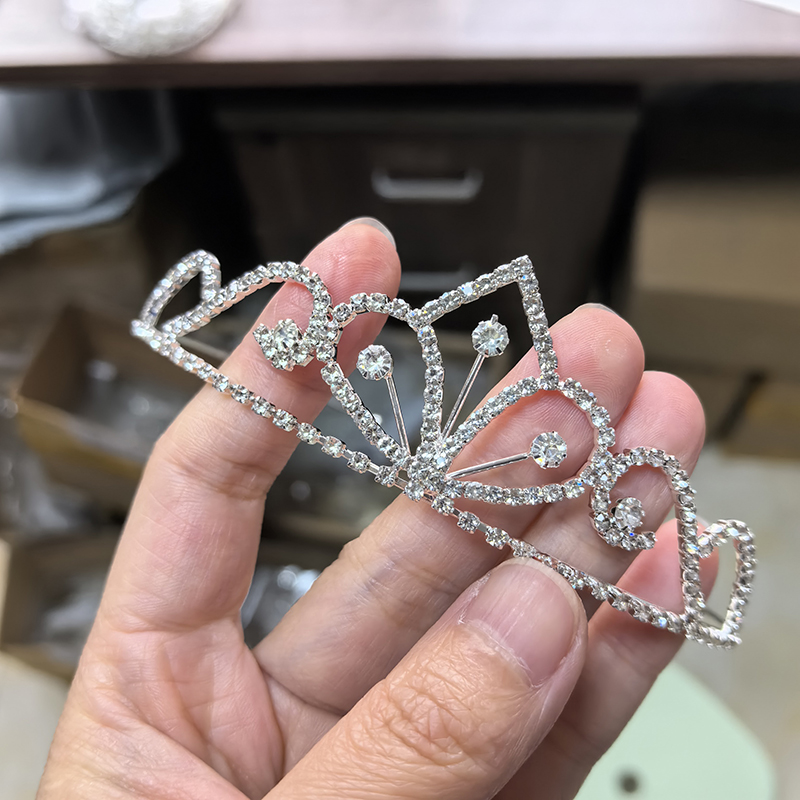 Srebrna Korona Ślubna z Cyrkon – Event Suppliers recenzja i cena